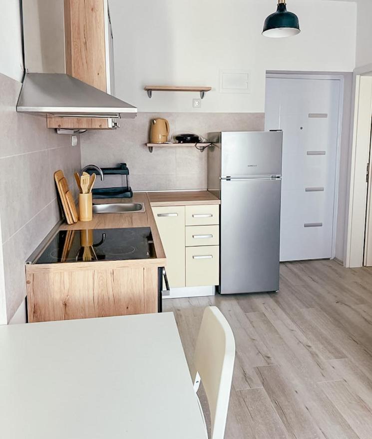 Apartment Happy